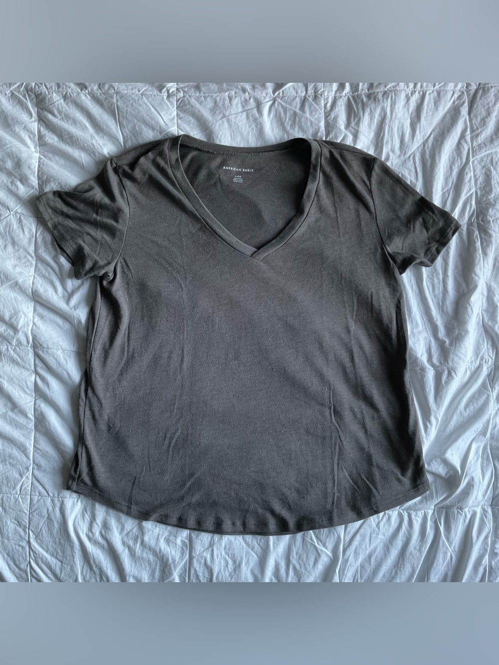 American Eagle V Neck Tee